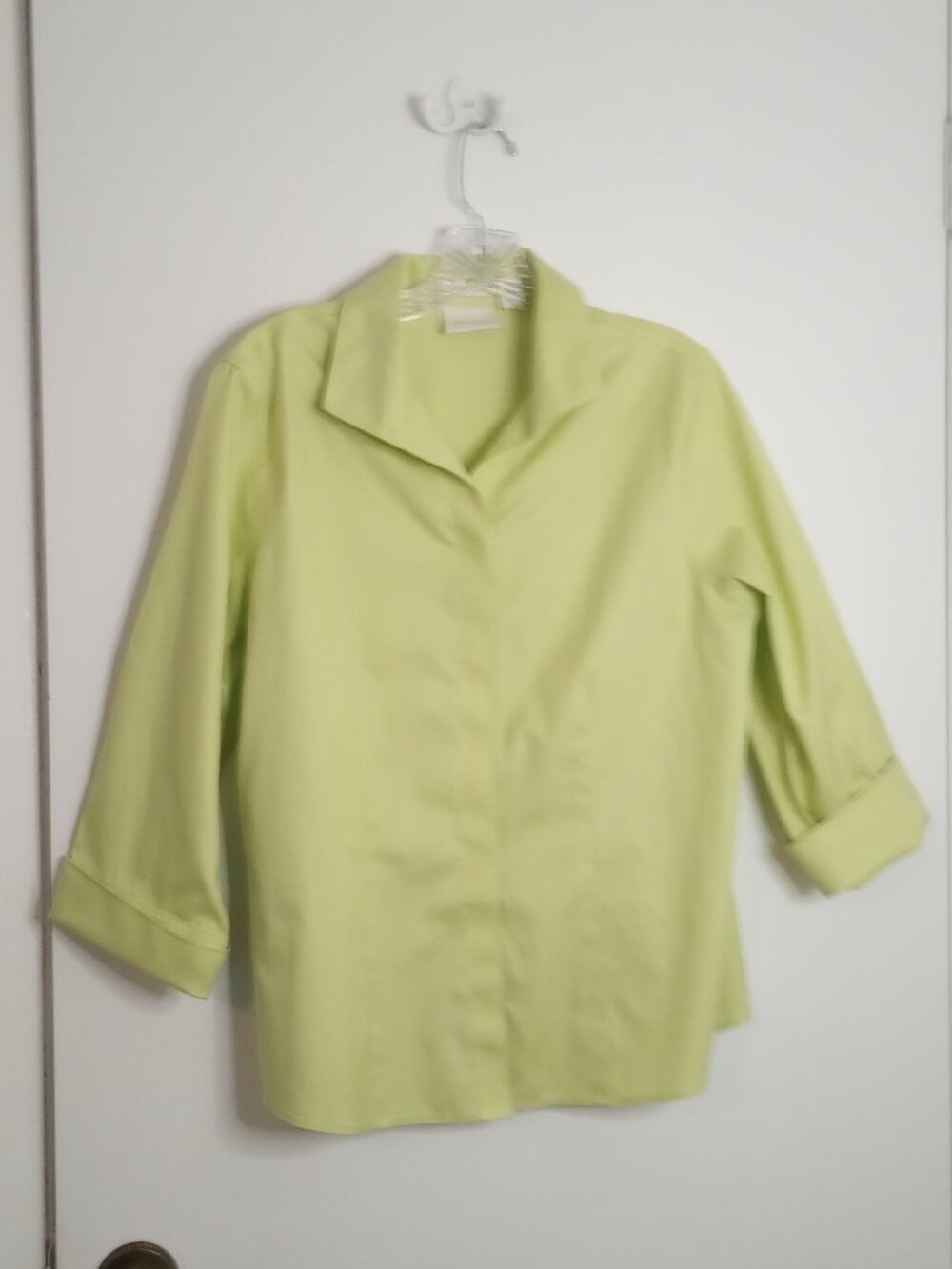 Chico's Lime Green No-Iron Button Front Shirt Sz 1